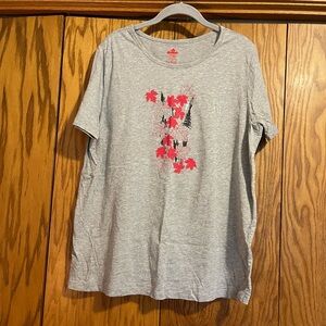 Gray Short Sleeve Tee with Canadian Mae Leaf Design